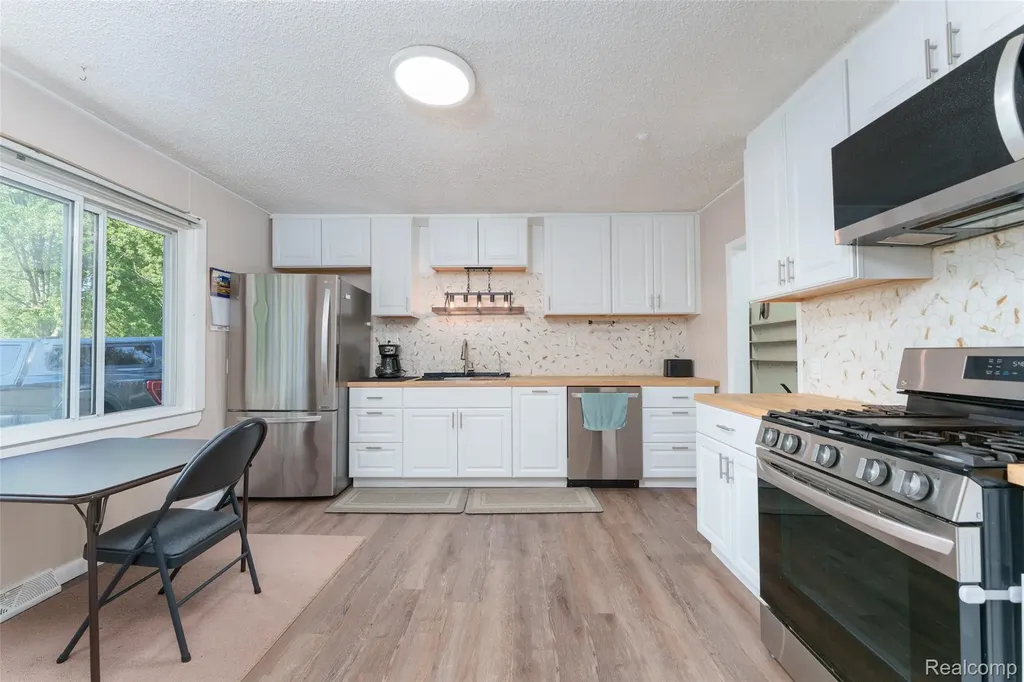 4000 E Frost Road Leroy Township MI 48892