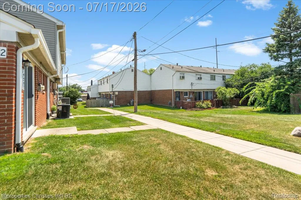 29254 Manchester Street Westland City MI 48185