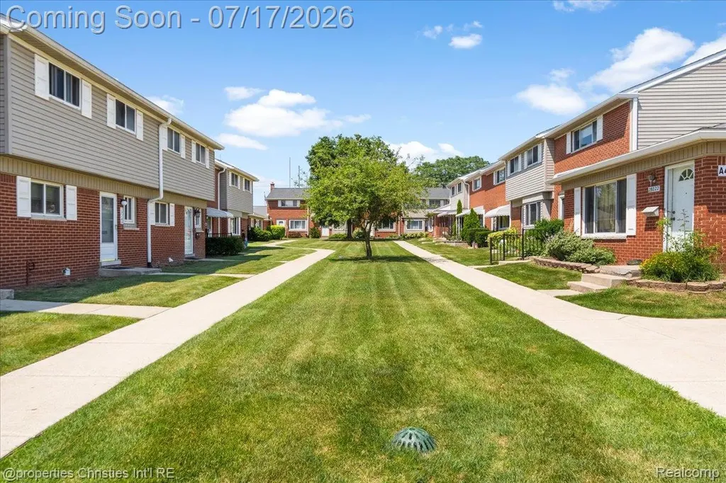 29254 Manchester Street Westland City MI 48185