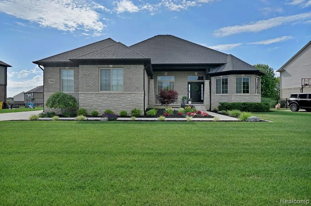 35584 Addison Drive New Baltimore City MI 48047