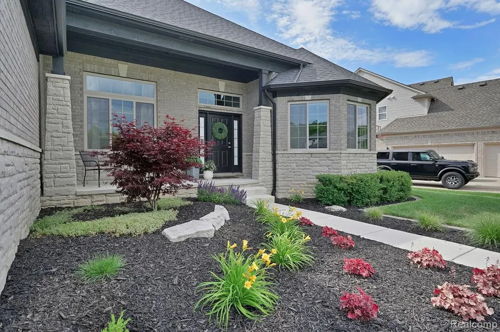 35584 Addison Drive New Baltimore City MI 48047