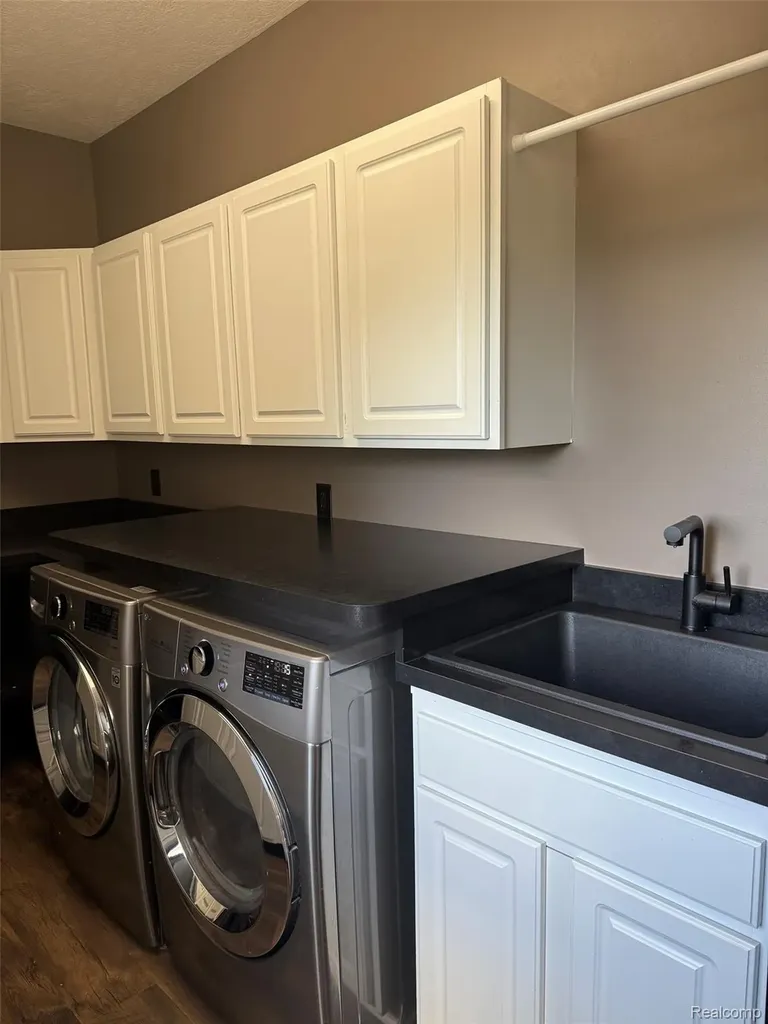 16118 Jeff Court Watertown Charter Township MI 48837