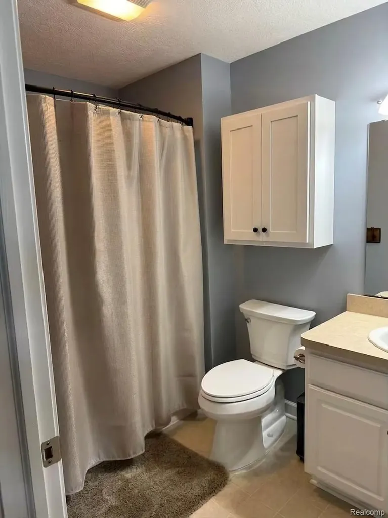 16118 Jeff Court Watertown Charter Township MI 48837