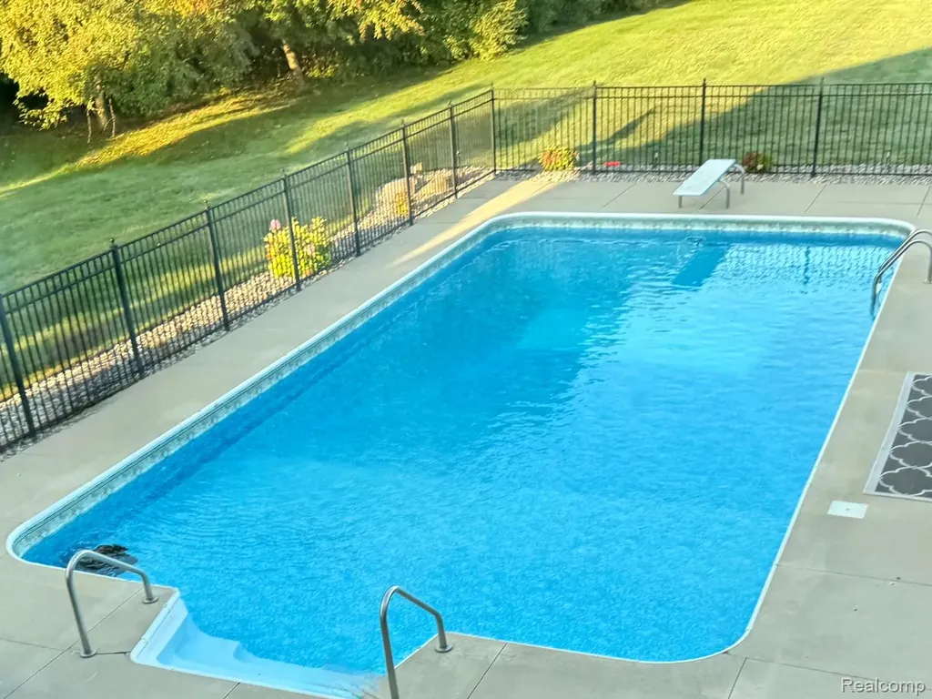 16118 Jeff Court Watertown Charter Township MI 48837