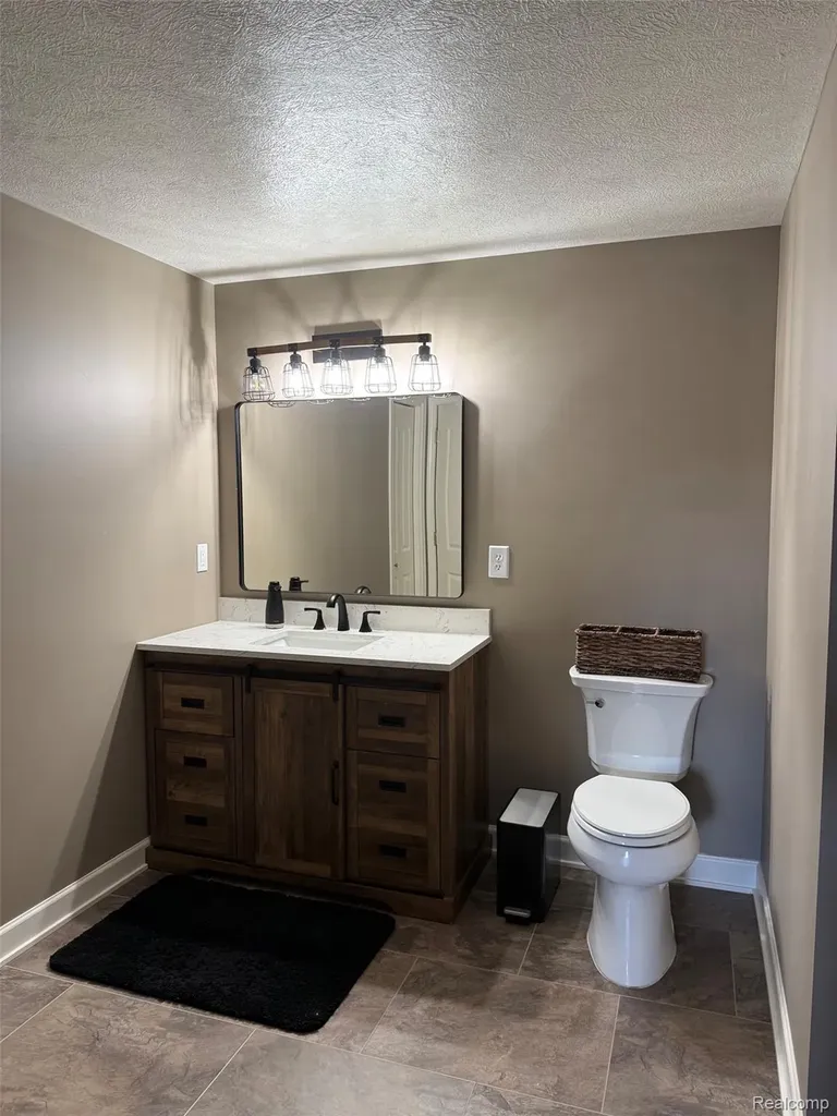 16118 Jeff Court Watertown Charter Township MI 48837