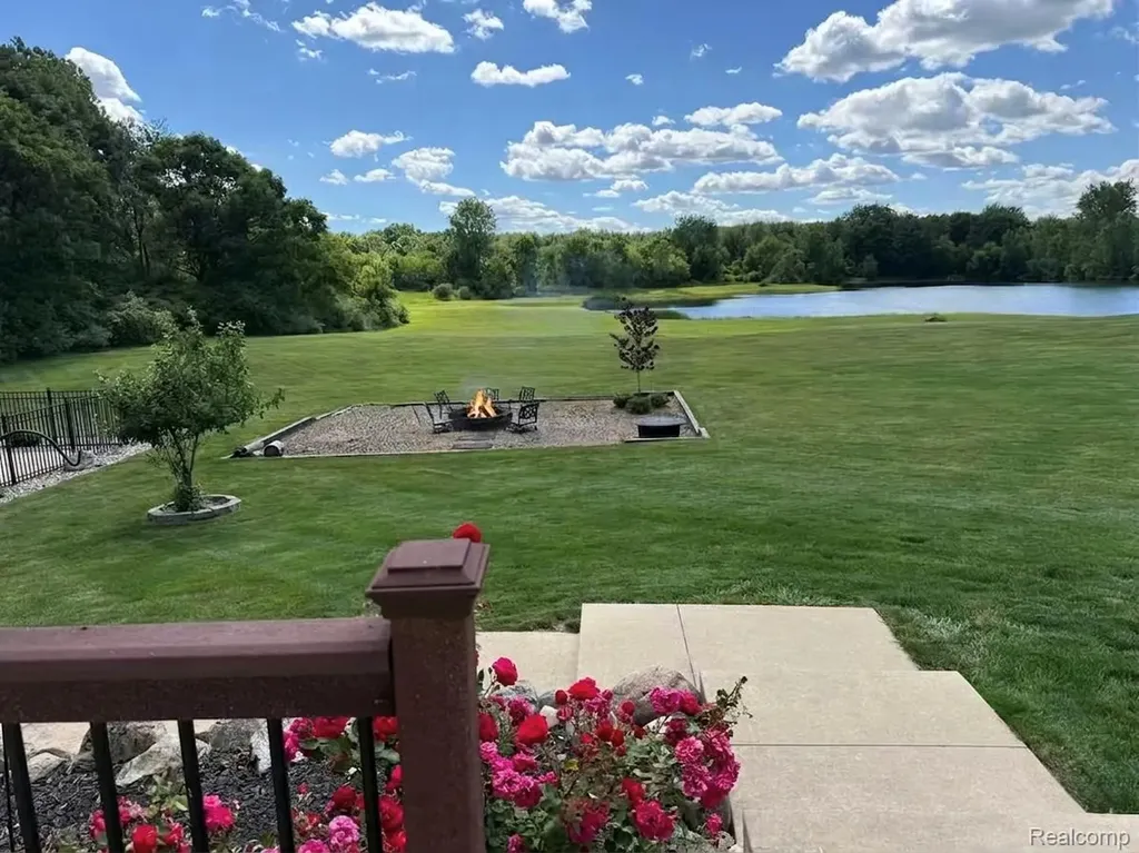 16118 Jeff Court Watertown Charter Township MI 48837