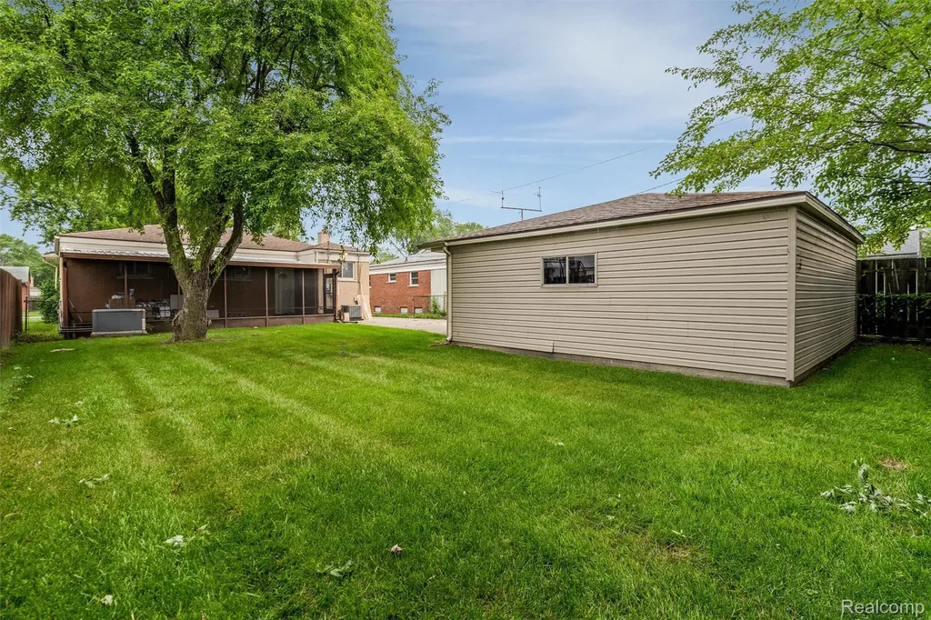 22804 Furton Street St. Clair Shores City MI 48082