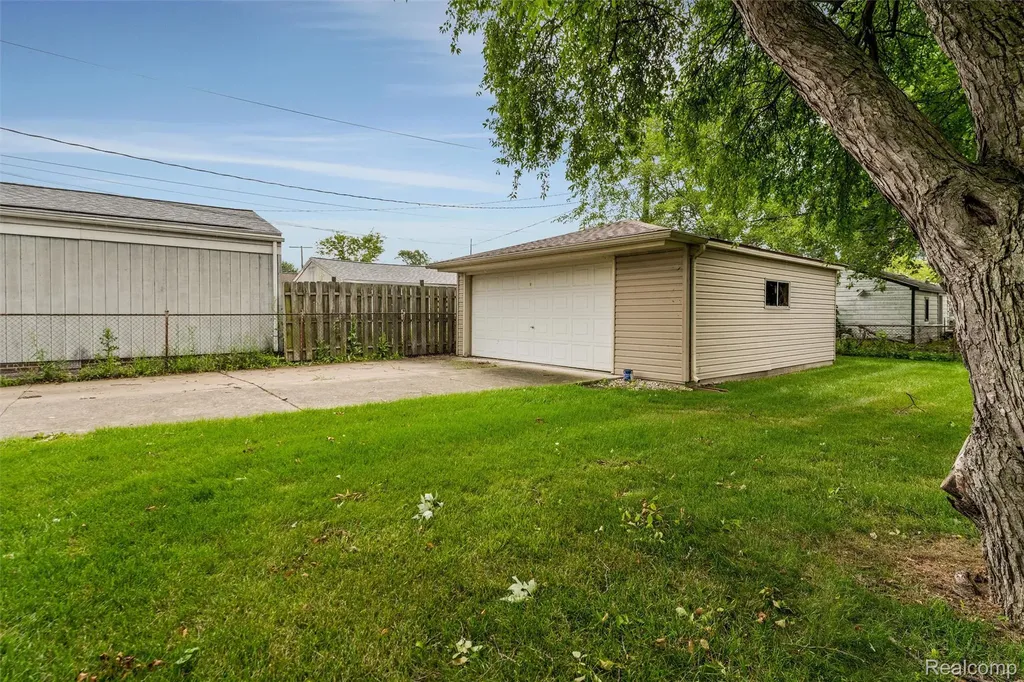 22804 Furton Street St. Clair Shores City MI 48082