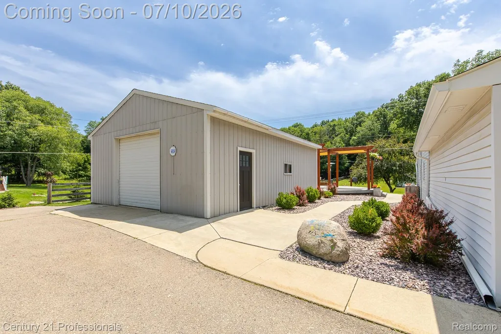 1790 Kent Road Brandon Charter Township MI 48462
