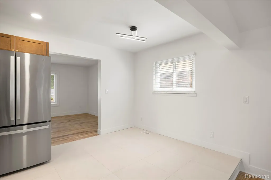 14631 Labelle Street Oak Park City MI 48237