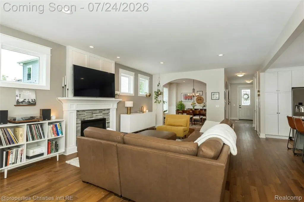 3829 Prairie Avenue Berkley City MI 48072