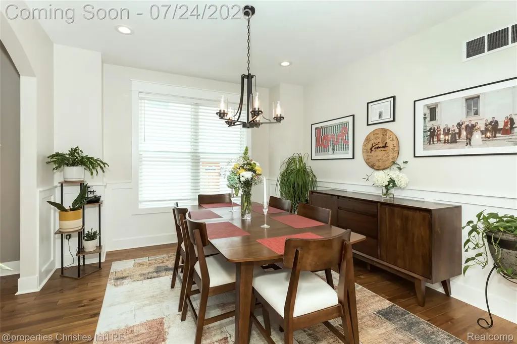 3829 Prairie Avenue Berkley City MI 48072