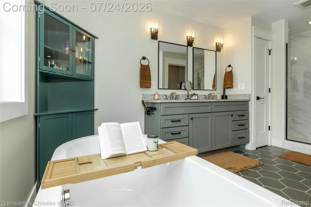 3829 Prairie Avenue Berkley City MI 48072