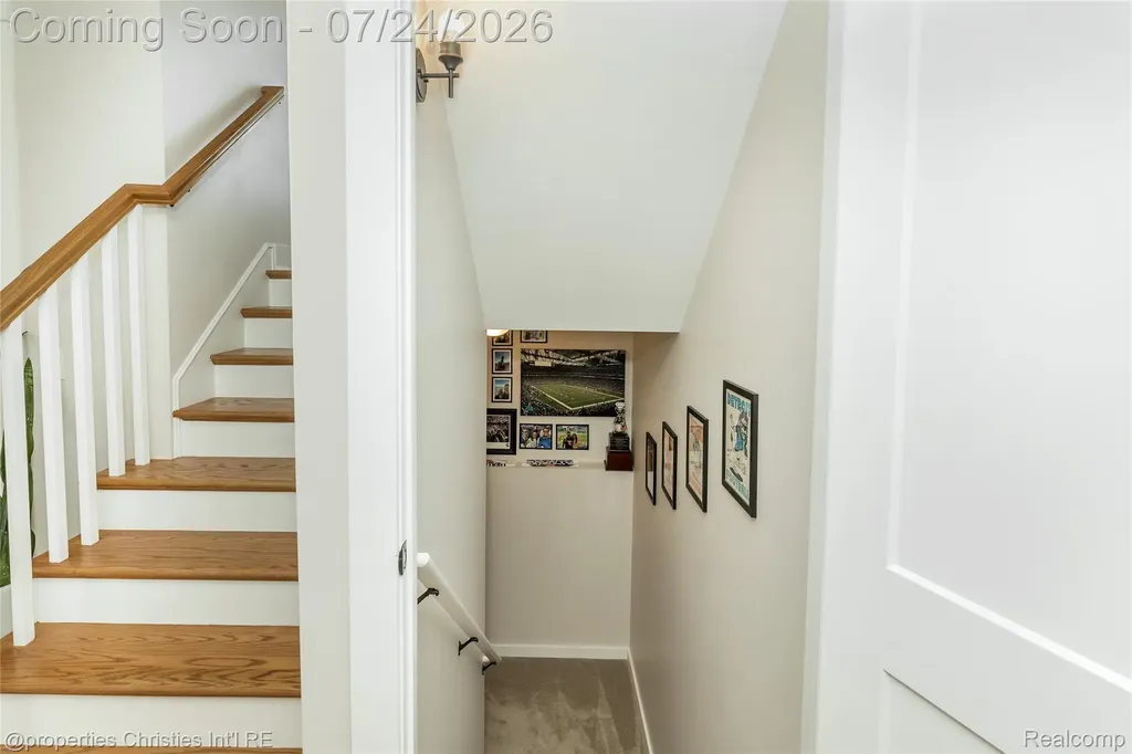 3829 Prairie Avenue Berkley City MI 48072