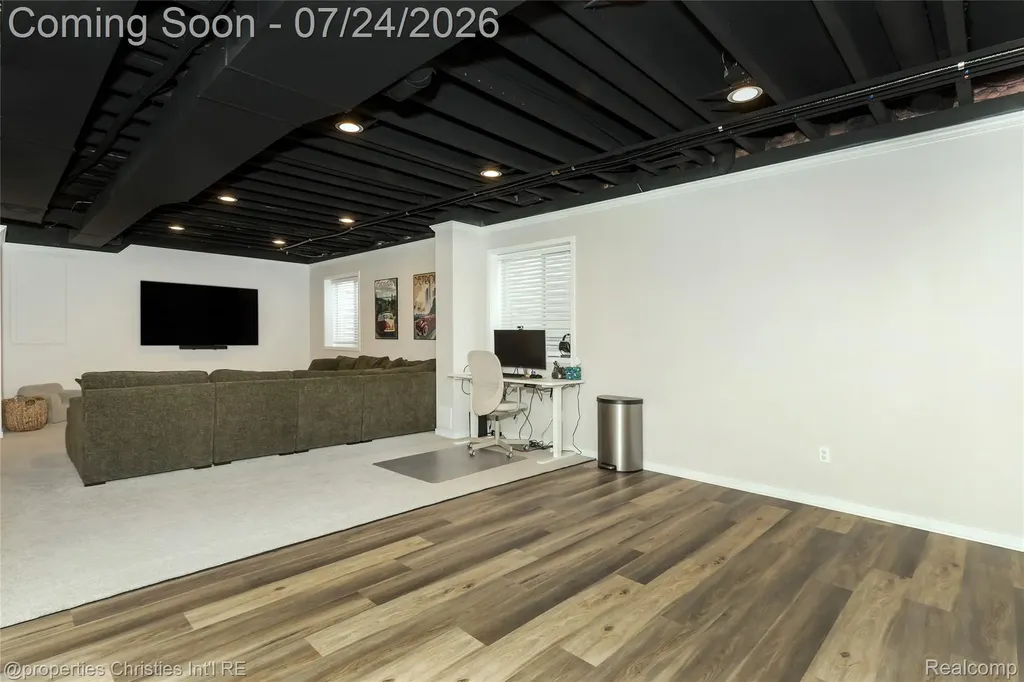 3829 Prairie Avenue Berkley City MI 48072