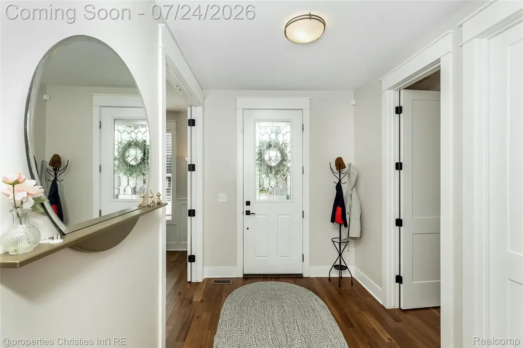 3829 Prairie Avenue Berkley City MI 48072