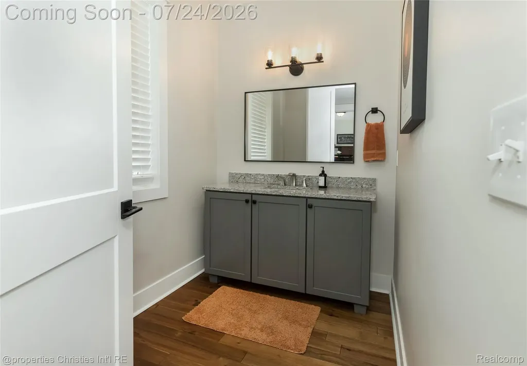 3829 Prairie Avenue Berkley City MI 48072