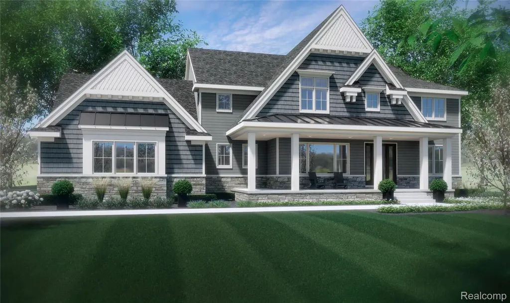 305 Roanoke Drive Bloomfield Charter Township MI 48301