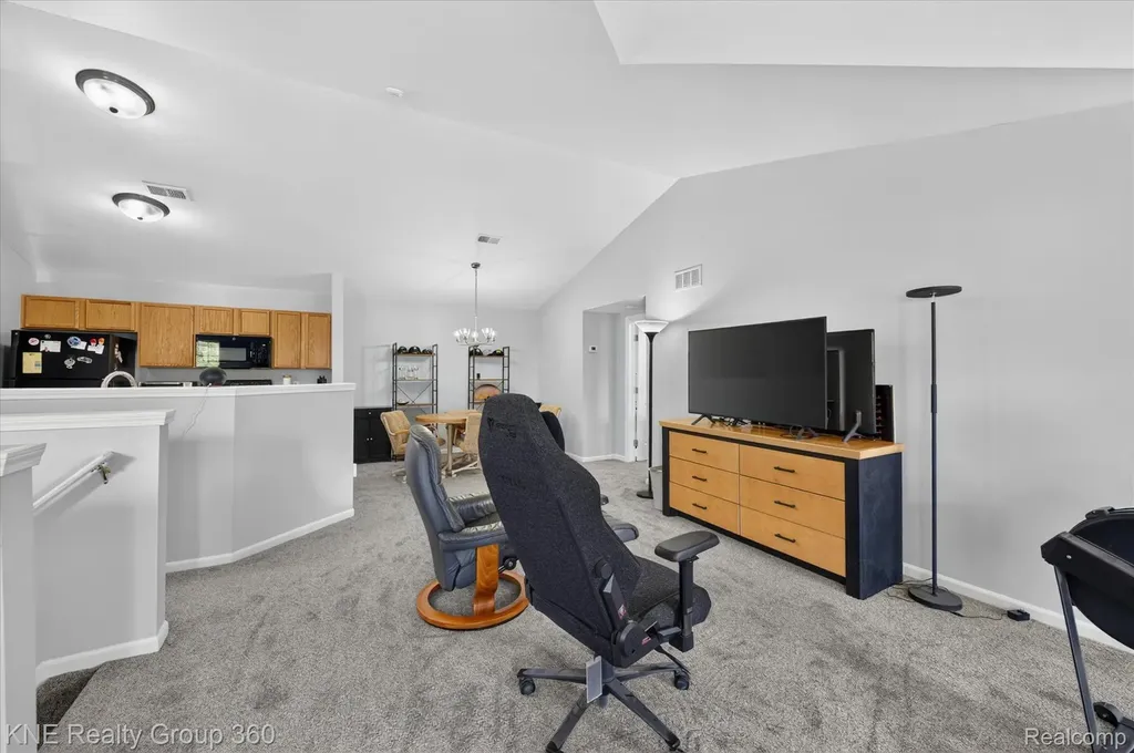 4077 Berkeley Avenue Canton Charter Township MI 48188