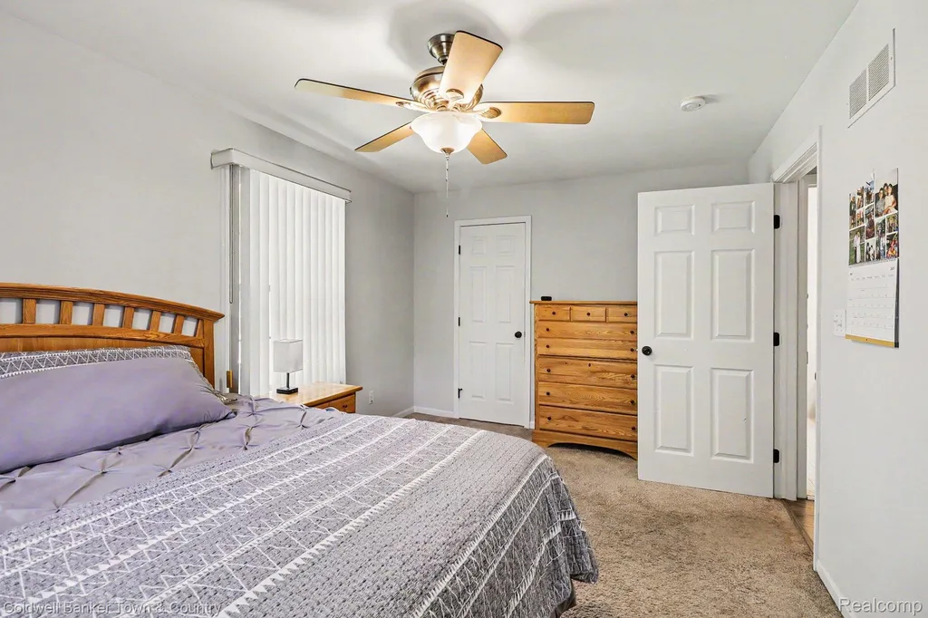 47083 Auburn Court Shelby Charter Township MI 48317