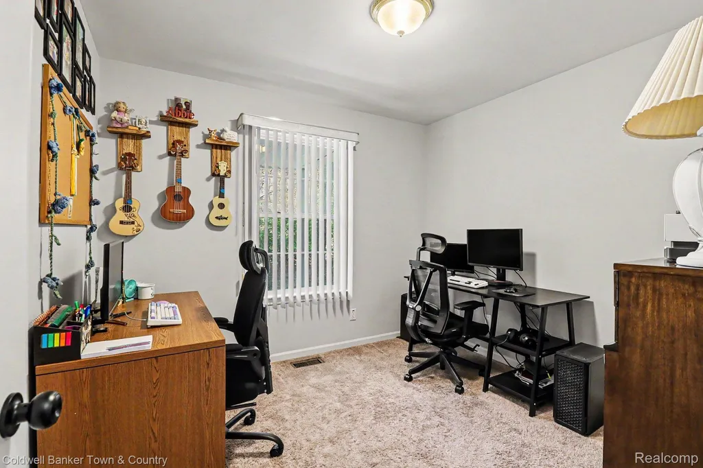 47083 Auburn Court Shelby Charter Township MI 48317