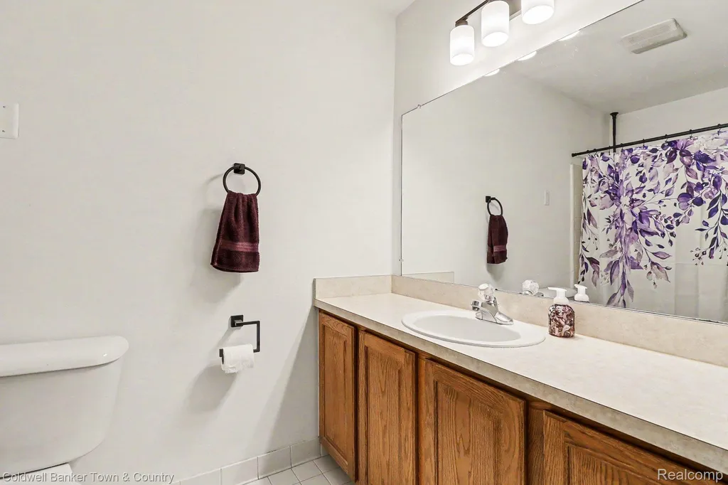 47083 Auburn Court Shelby Charter Township MI 48317