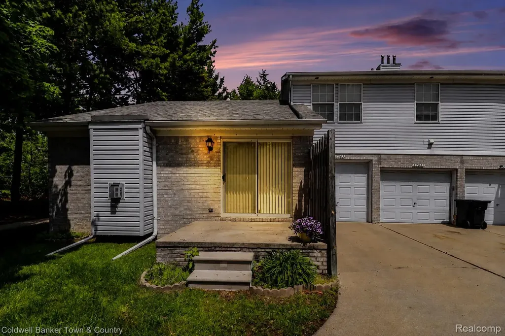 47083 Auburn Court Shelby Charter Township MI 48317