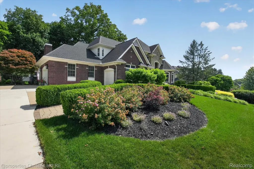 15974 Augusta Court Northville Township MI 48168