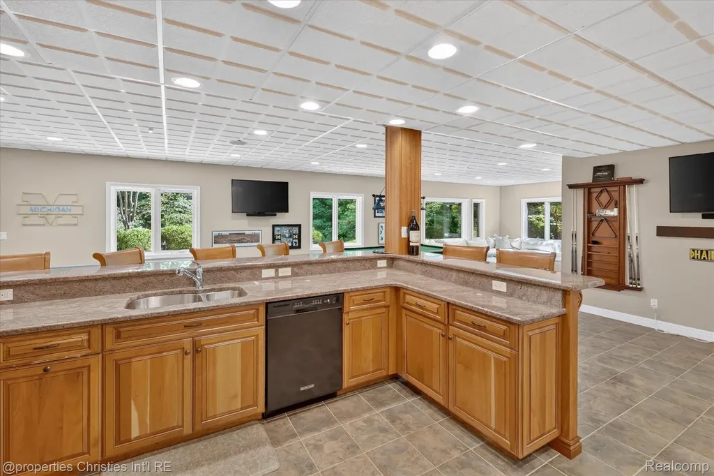 15974 Augusta Court Northville Township MI 48168