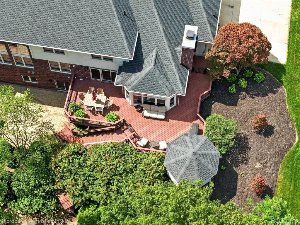 15974 Augusta Court Northville Township MI 48168