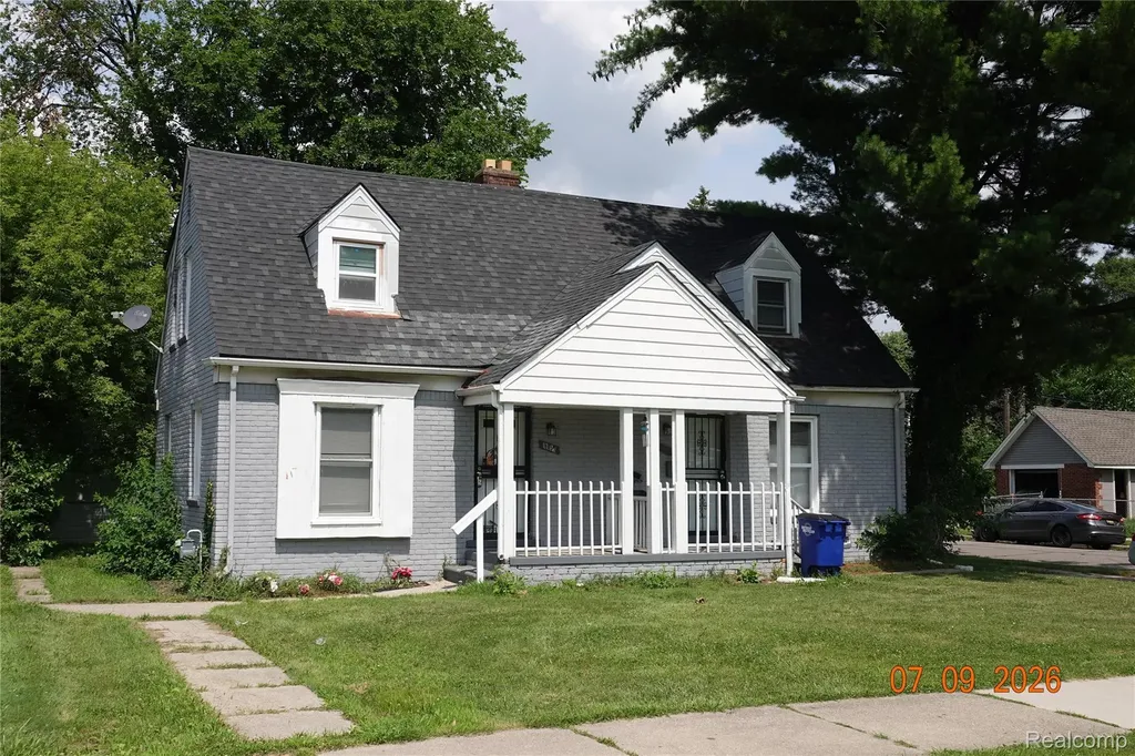 18651 & 18653 Kelly Road Detroit City MI 48224