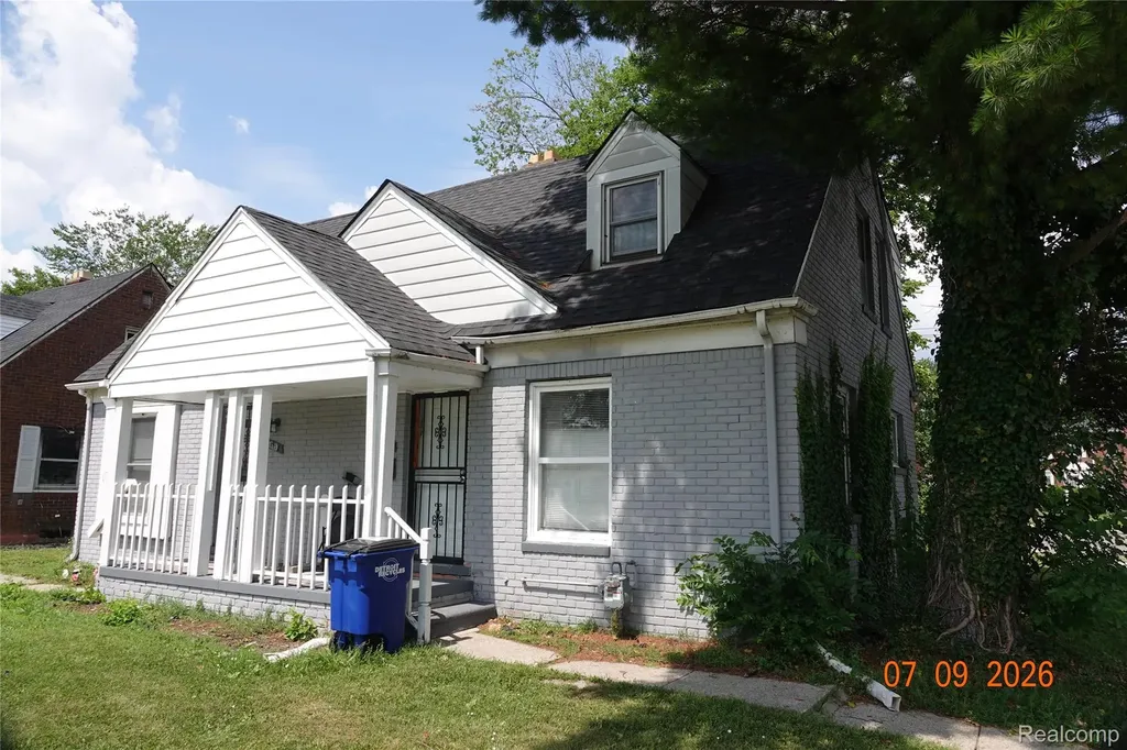 18651 & 18653 Kelly Road Detroit City MI 48224