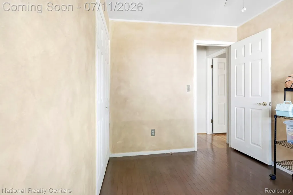 12156 Corvair Drive Sterling Heights City MI 48312