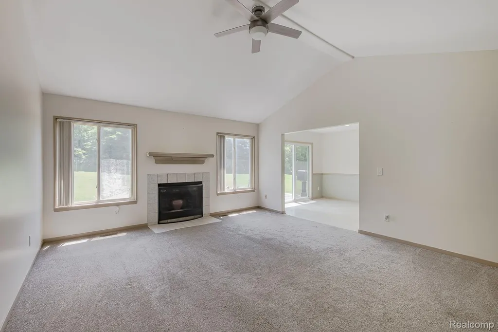 312 Reid Road Highland Charter Township MI 48357