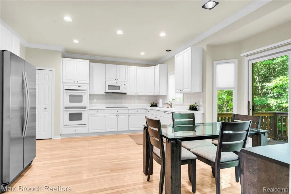 7330 Crackling Creek Circle West Bloomfield Charter Township MI 48322