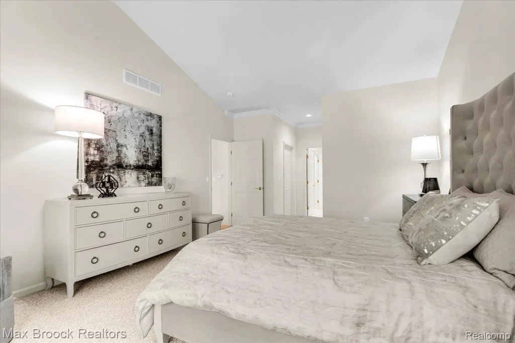 7330 Crackling Creek Circle West Bloomfield Charter Township MI 48322