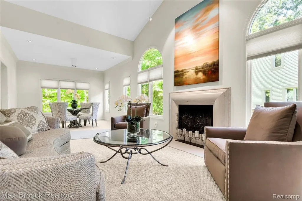 7330 Crackling Creek Circle West Bloomfield Charter Township MI 48322