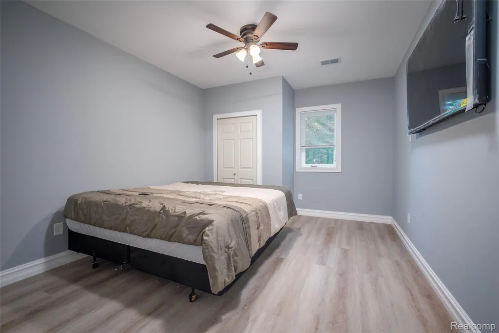 206 Joliet Avenue Roscommon Township MI 48629
