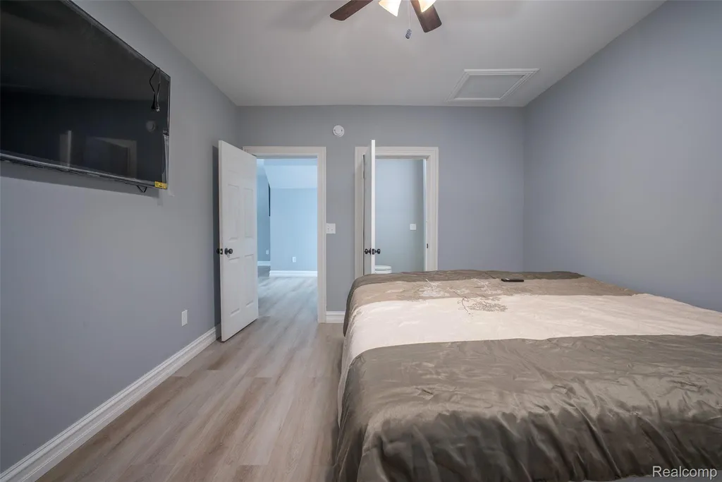 206 Joliet Avenue Roscommon Township MI 48629