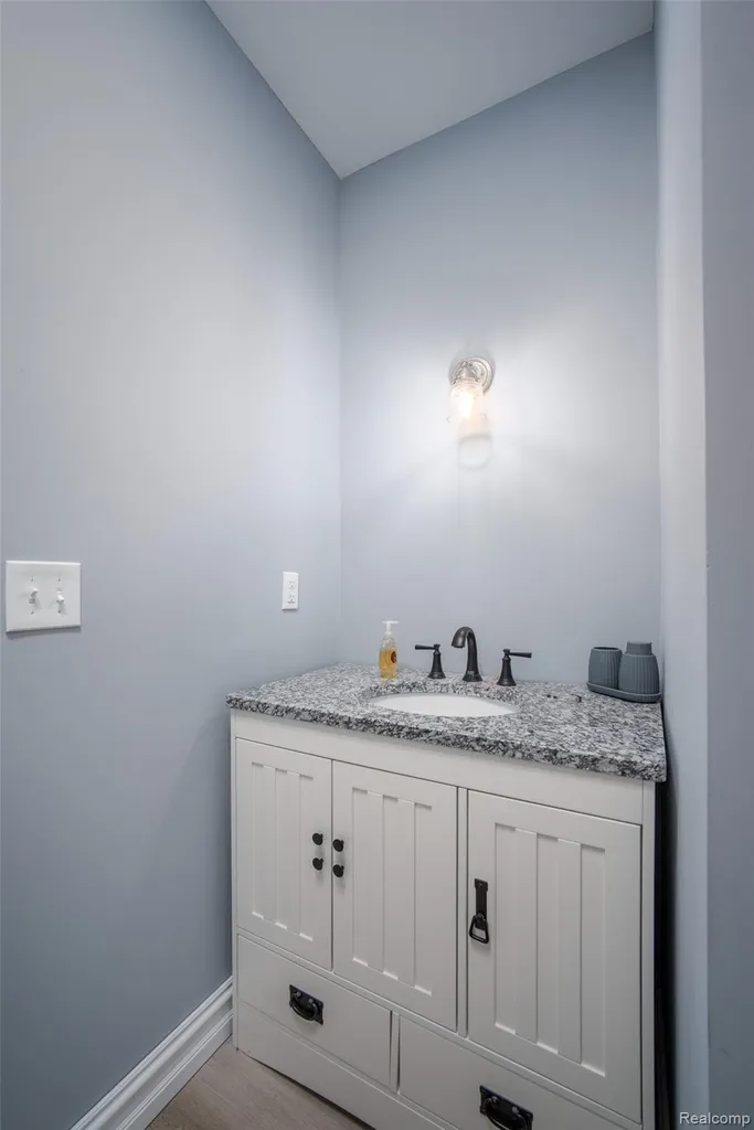 206 Joliet Avenue Roscommon Township MI 48629