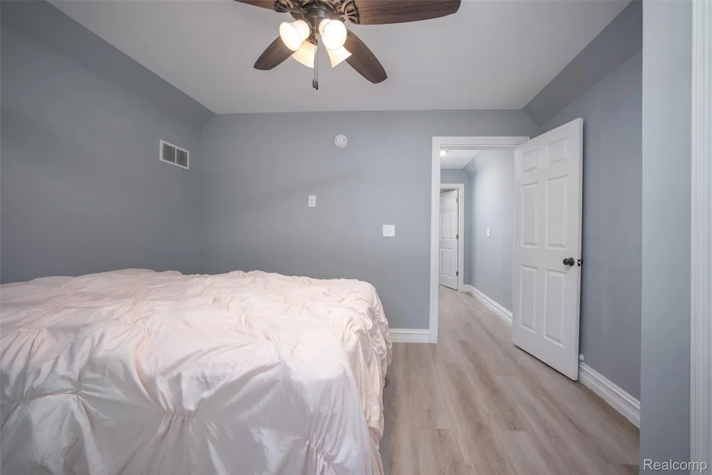 206 Joliet Avenue Roscommon Township MI 48629