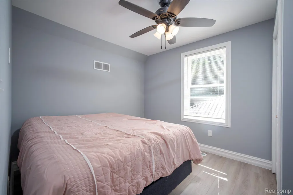 206 Joliet Avenue Roscommon Township MI 48629