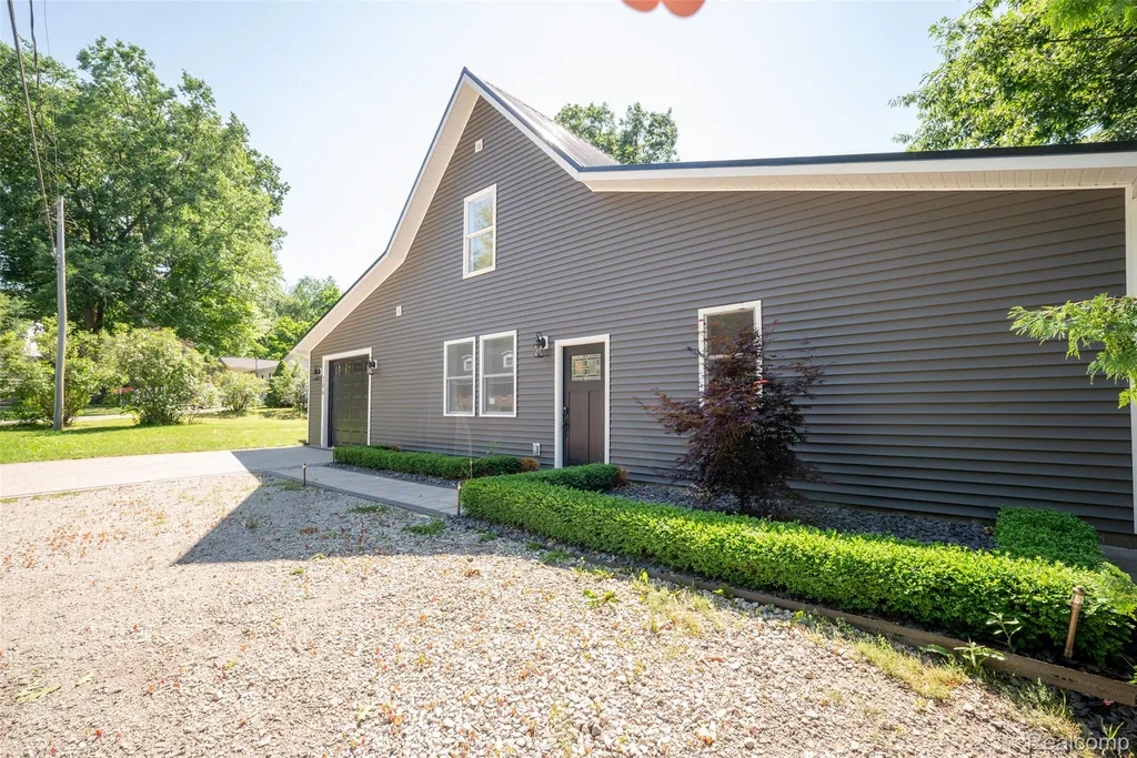 206 Joliet Avenue Roscommon Township MI 48629