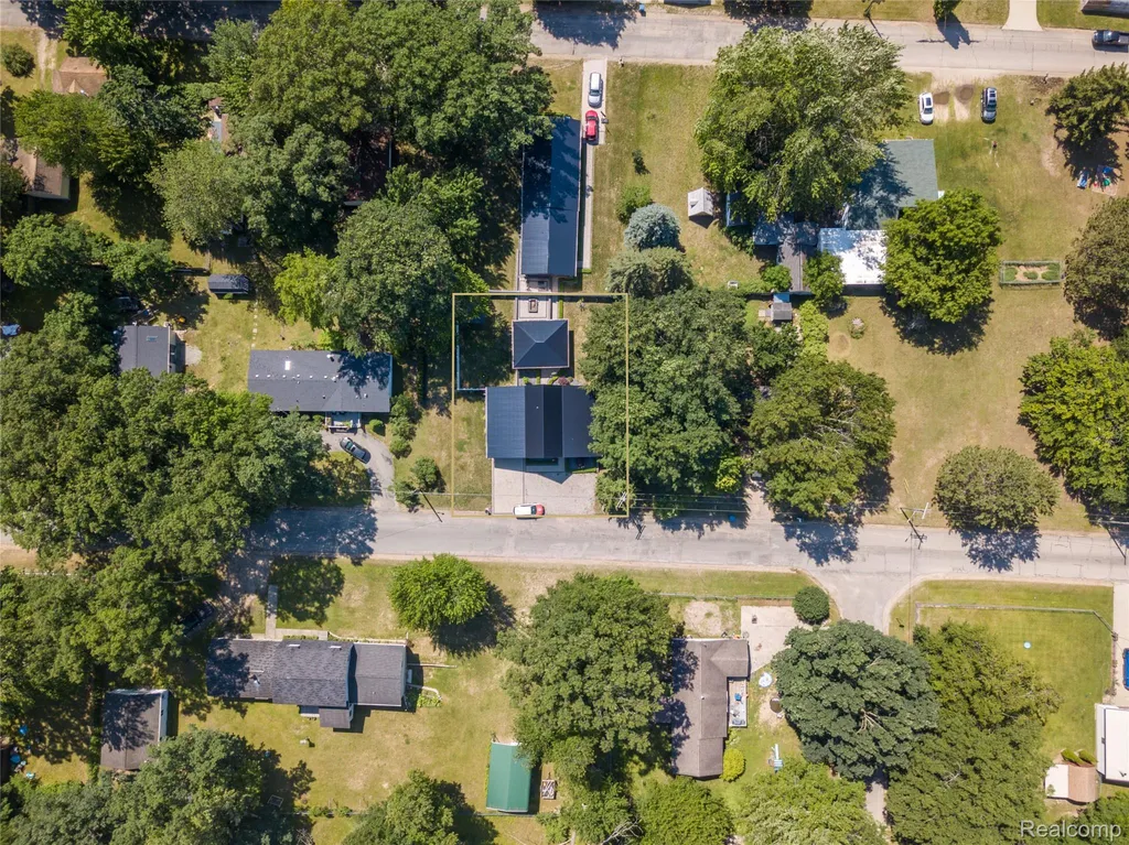 206 Joliet Avenue Roscommon Township MI 48629