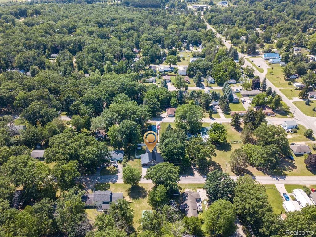 206 Joliet Avenue Roscommon Township MI 48629