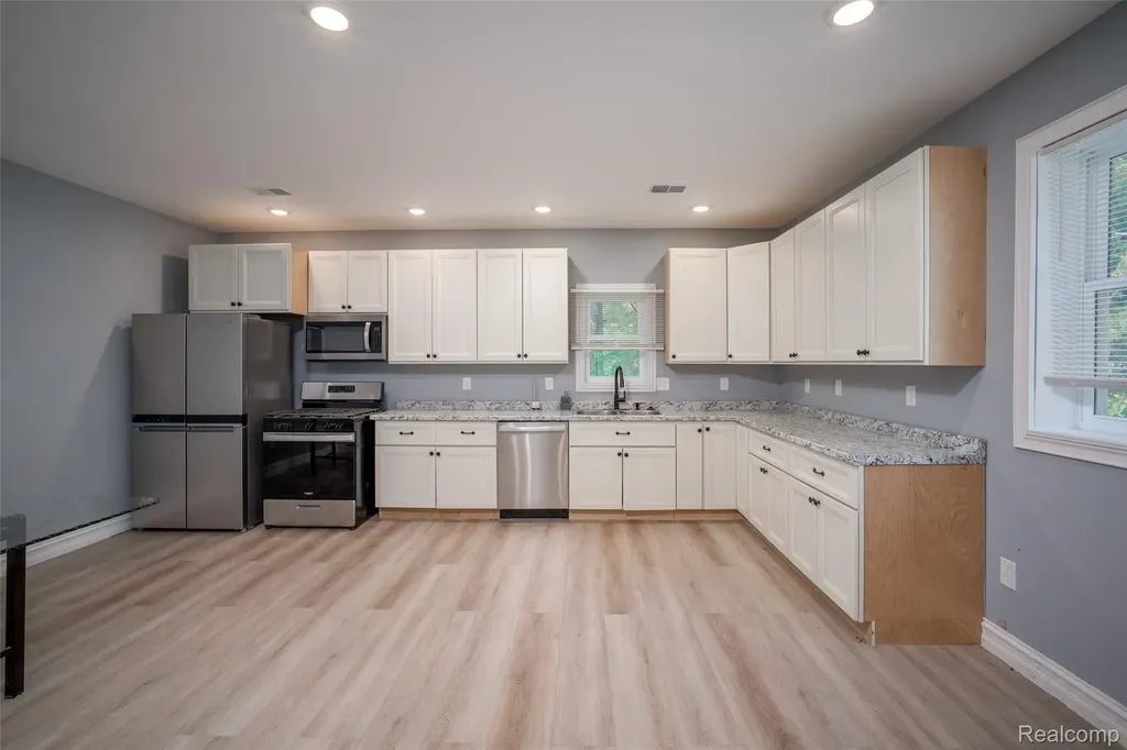 206 Joliet Avenue Roscommon Township MI 48629