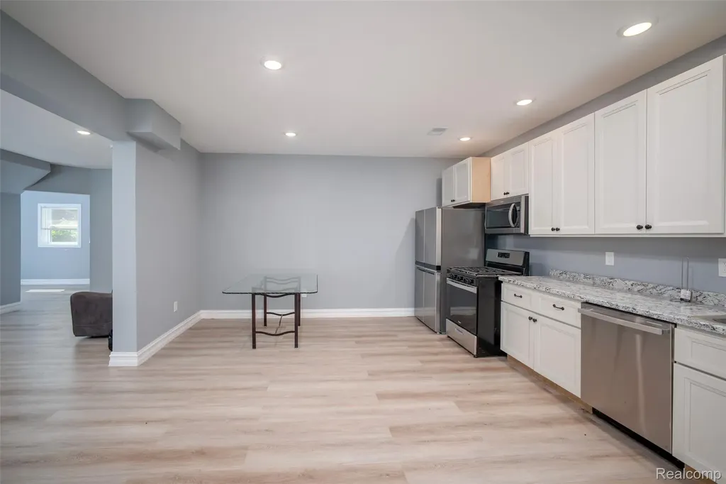 206 Joliet Avenue Roscommon Township MI 48629