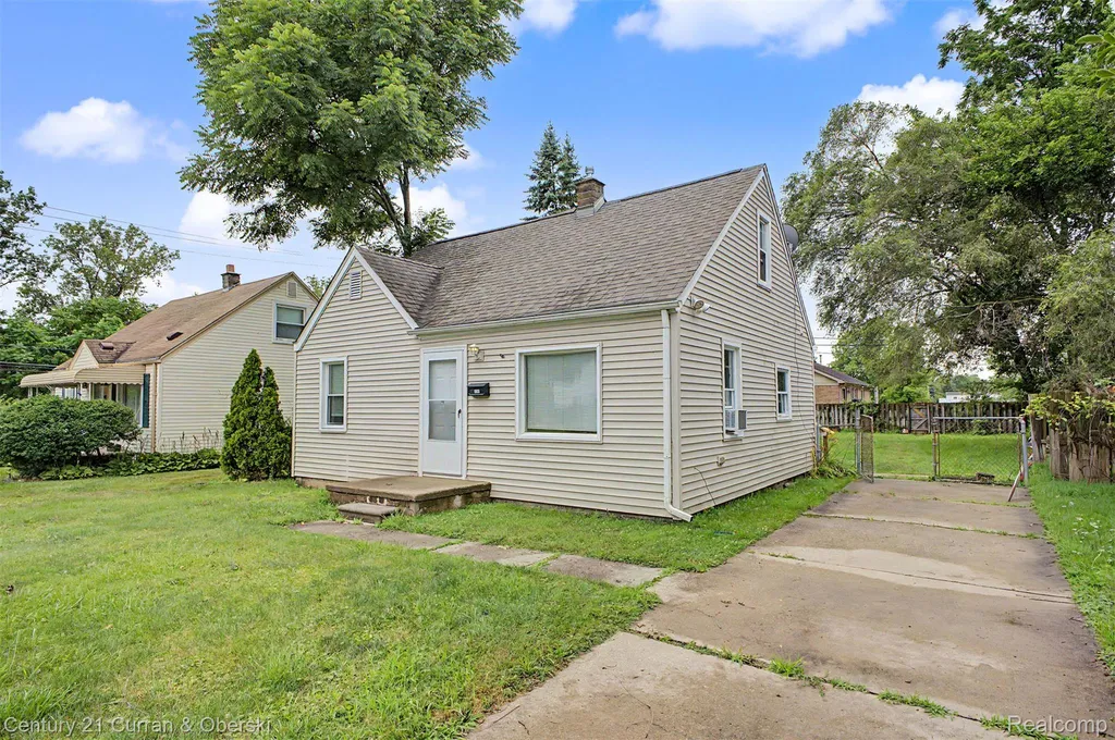 5160 Hazel Street Dearborn Heights City MI 48125