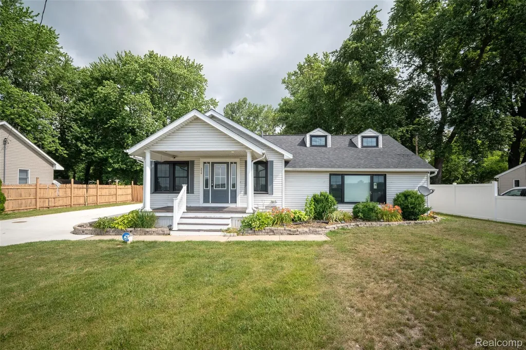 354 W Erie Road Bedford Township MI 48182