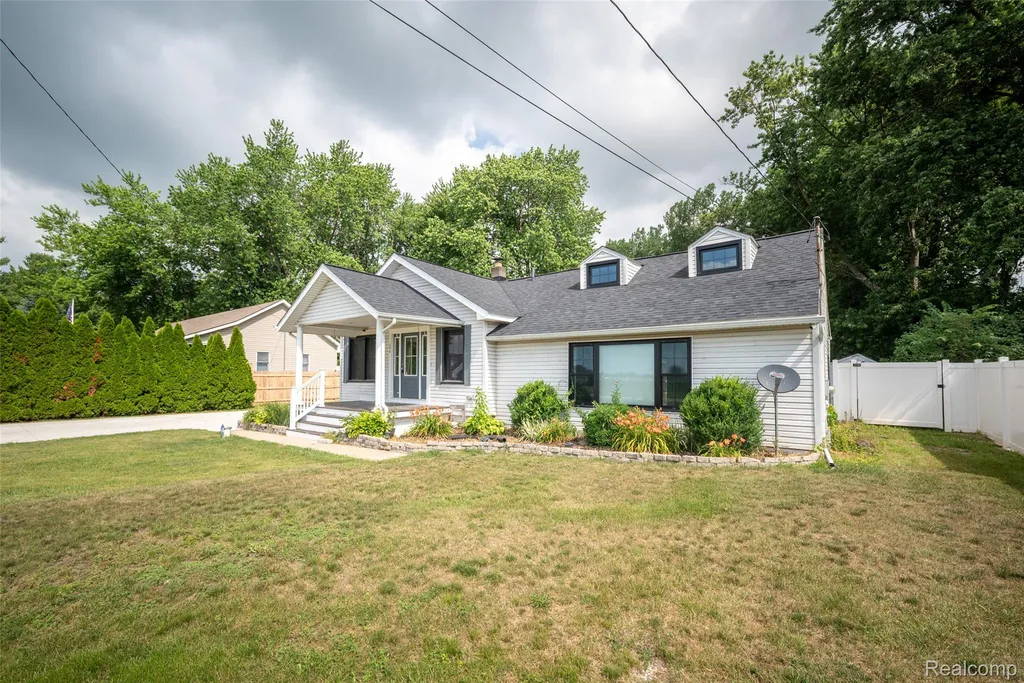 354 W Erie Road Bedford Township MI 48182